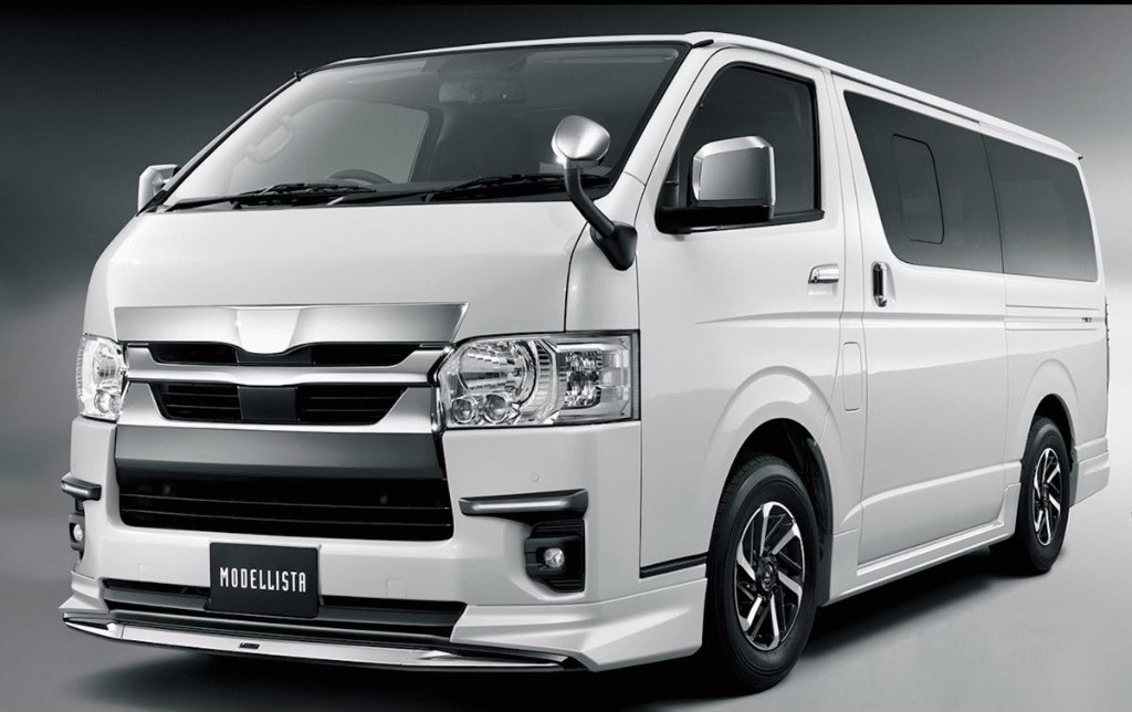 Toyota Commuter van for private group transfer in Thailand
